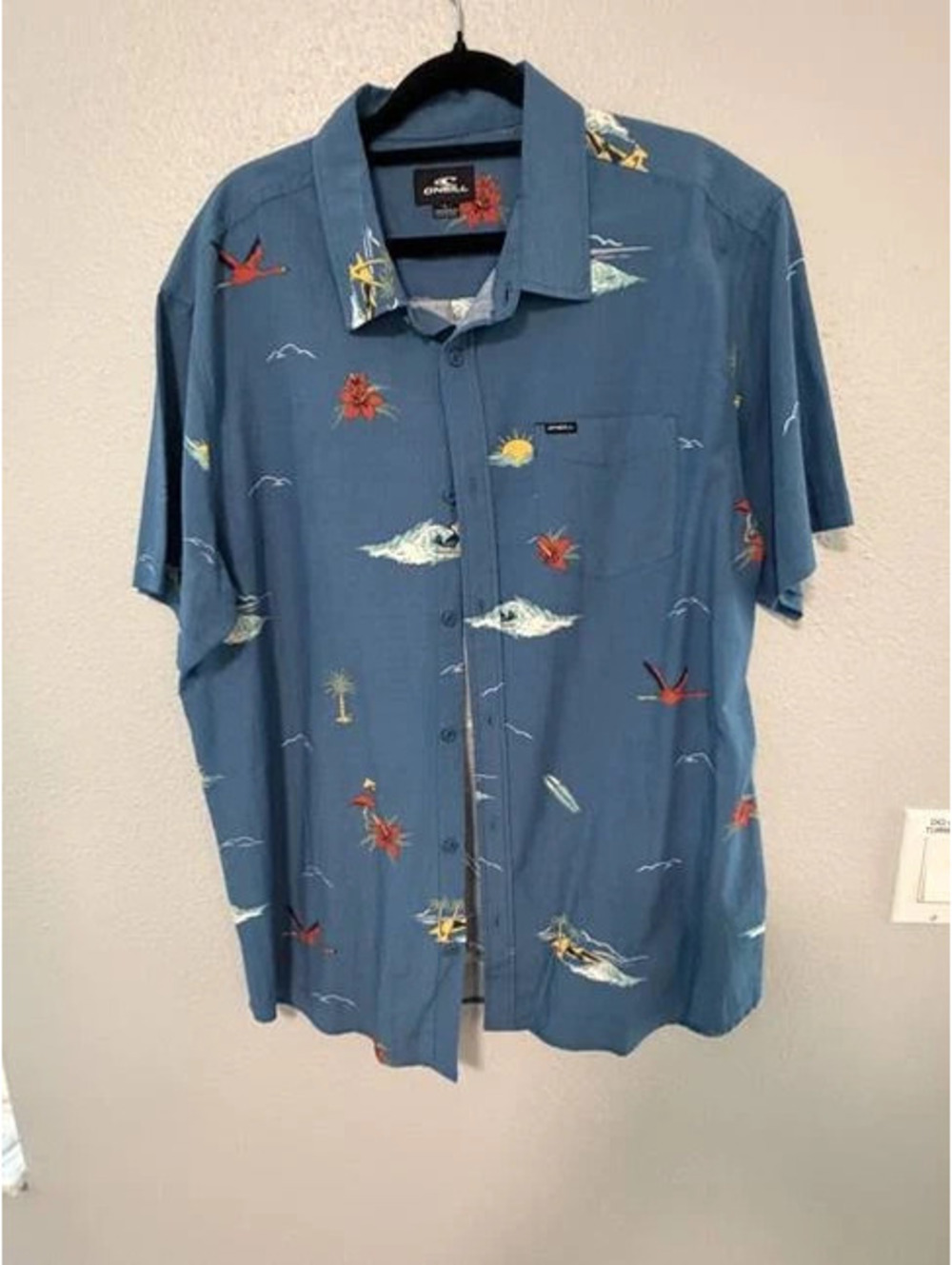 #6197 O'Neill Blue Tropical Fish Short Sleeve Button Shirt